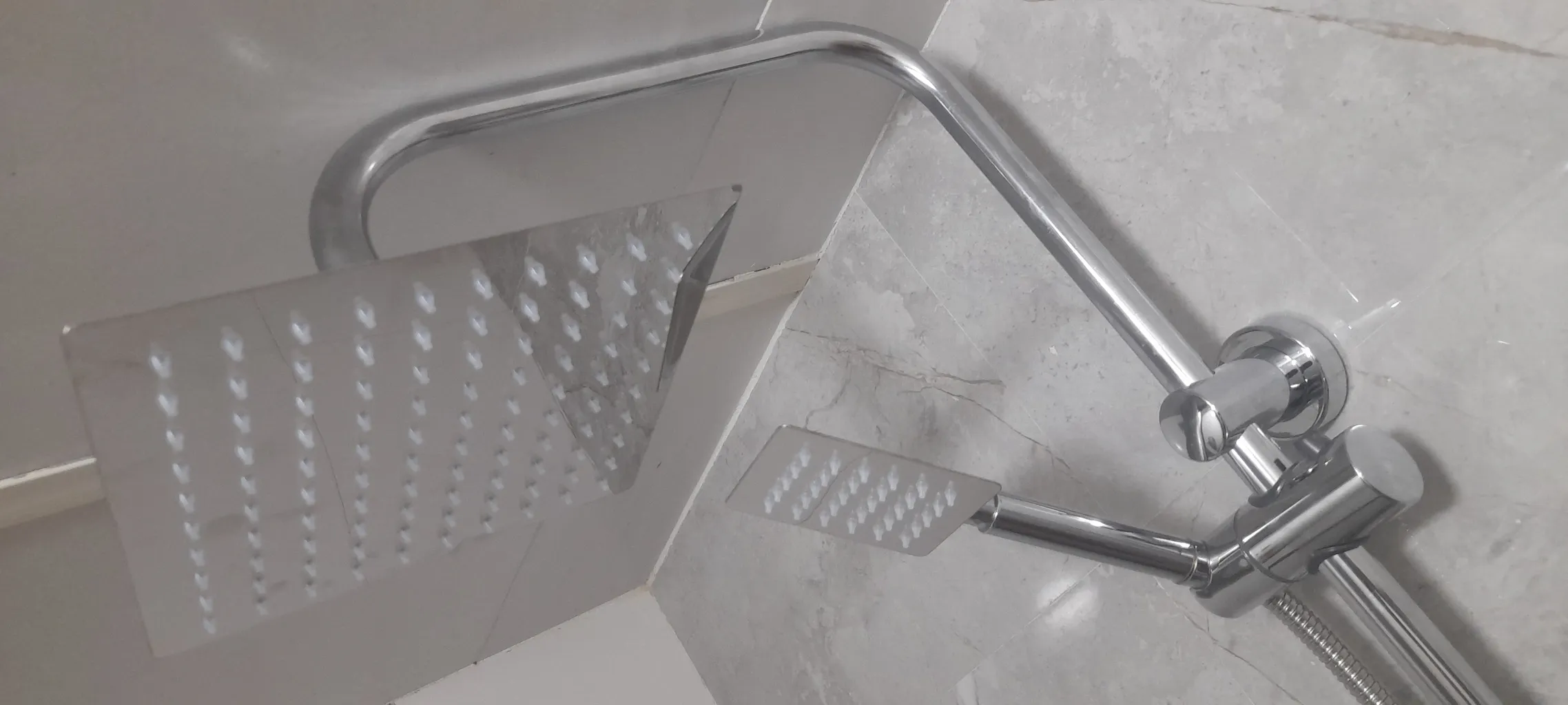 علم دوش حمام ریکان مدل یونیورست استیل سوبان