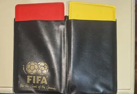 کارت داوری فوتبال مدل MO-001 مجموعه 3عددی