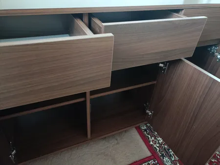 کنسول دکوراسیون مدرن هادیذ مدل کالچو کد HC