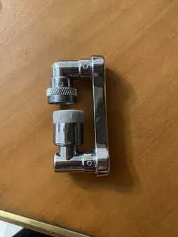 سرشیر آب مدل چرخشی مفصل دار بازویی برنجی 360