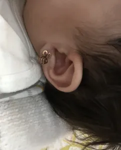 تجریه خرید گوشواره طلا 18 عیار دخترانه مدل گل و زنبور 652