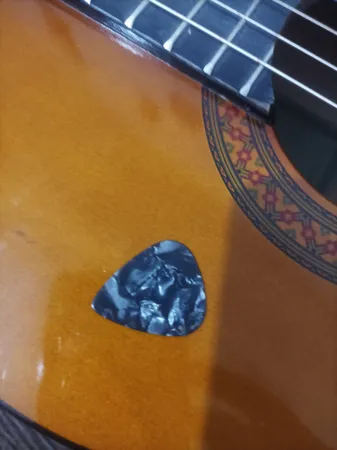 پیک گیتار آلیس مدل 046m