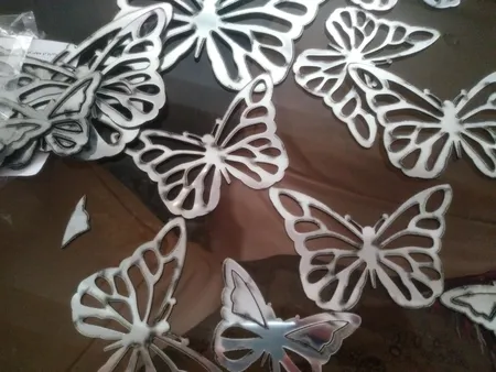 آینه طرح پروانه آرام