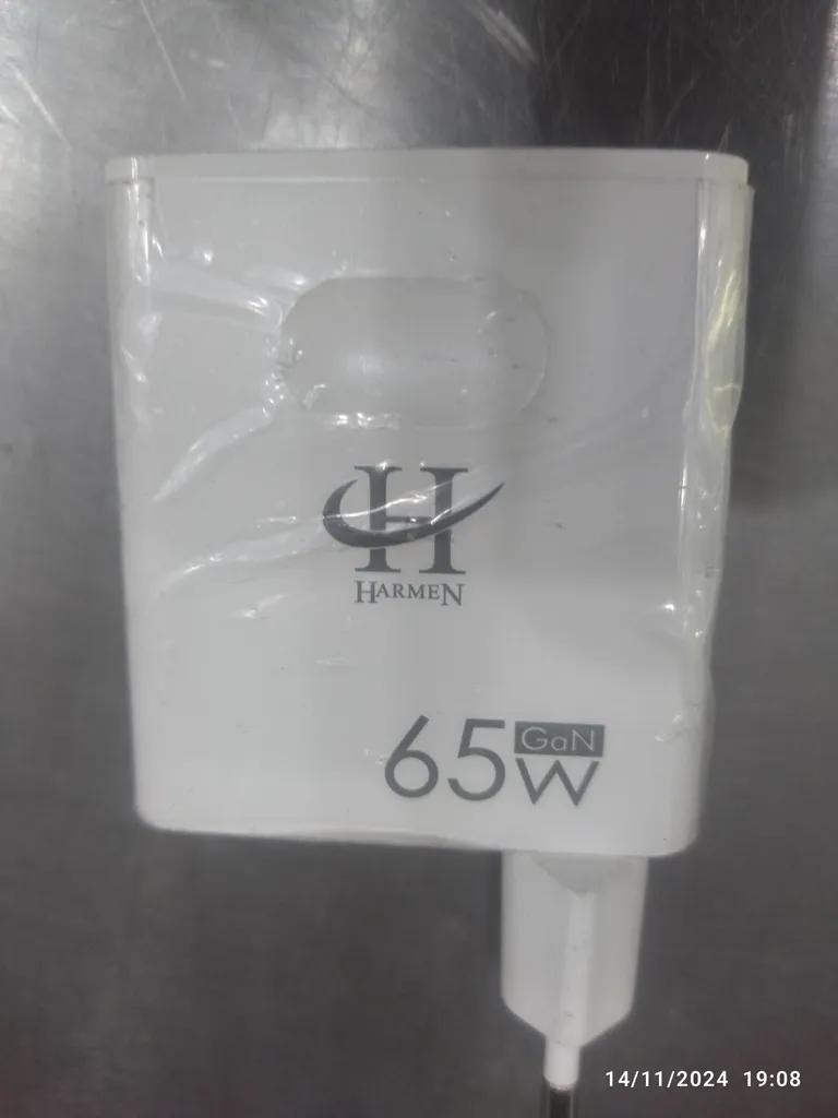 شارژر دیواری 65 وات هارمن مدل ADC-GAN002
