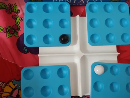 بازی فکری پنتاگو فکرانه مدل Pentago