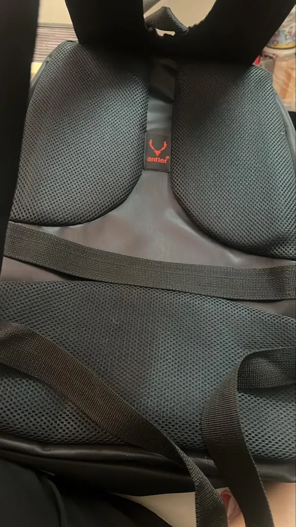 کوله پشتی لپ تاپ آنتلر مدل Montral x55 مناسب برای لپ تاپ تا 18 اینچی