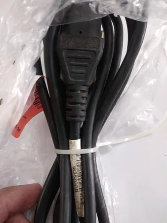 کابل برق سه پین منبع تغذیه کامپیوتر مدل 16A power طول 1.5 متر