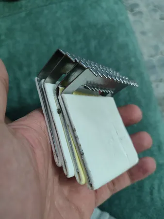 بست فرش و موکت کد BA20 بسته 20 عددی