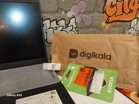 فلش مموری کیوکسیا مدل U202 ظرفیت 32 گیگابایت