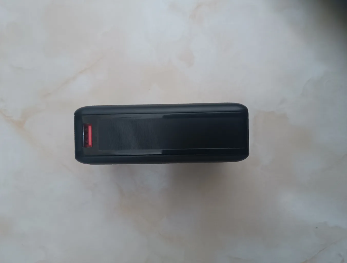 پاوربانک هترون مدل HPB2060ME ظرفیت 20000 میلی آمپر ساعت