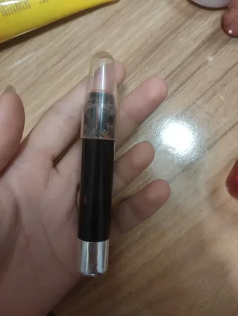 رژ لب مدادی میلوس شماره 35