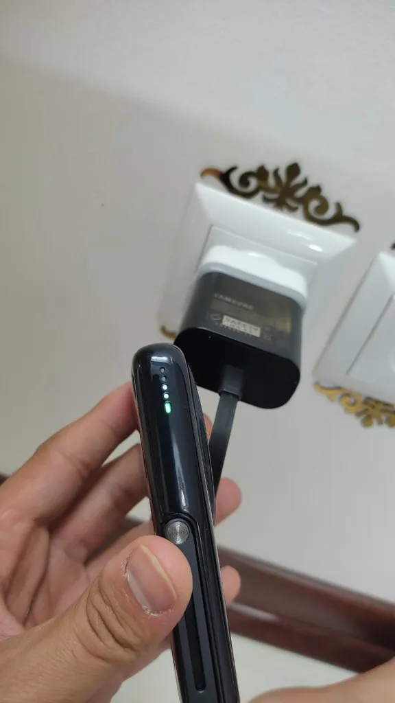 پاوربانک ریمکس مدل MagSafe Wireless Fast Charge MC-05 22.5W ظرفیت 10000 میلی آمپر ساعت