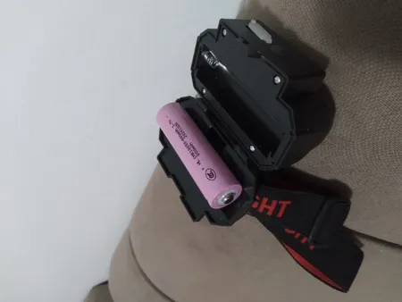 چراغ پیشانی مدل CMP-NF-611