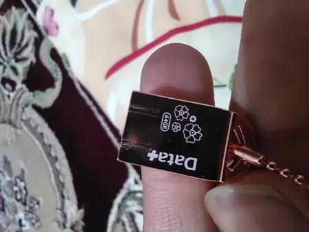 فلش مموری دیتا پلاس مدل GIFT ظرفیت 64 گیگابایت