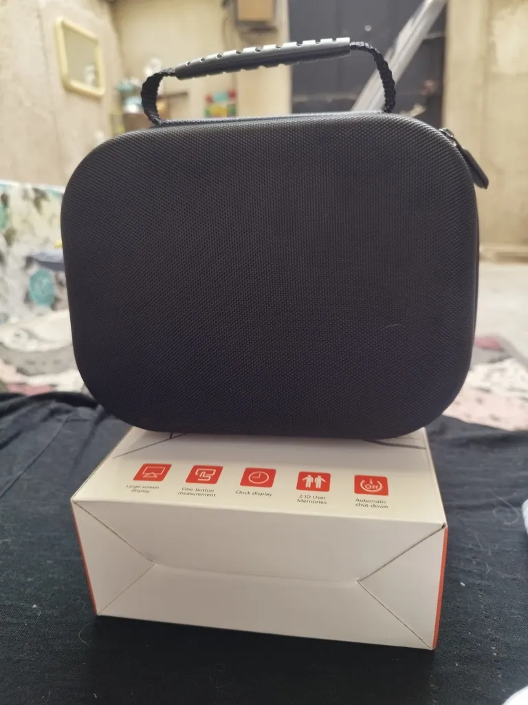 فشارسنج دیجیتال یونکر مدل سخنگو کد YK-BPA1