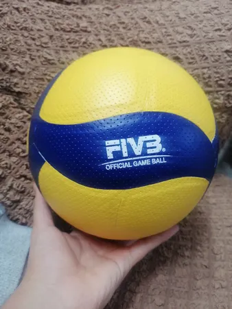 توپ والیبال مدل V200W