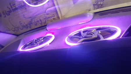 ریسه نئون فلکسی مدل v12 طول 1 متر