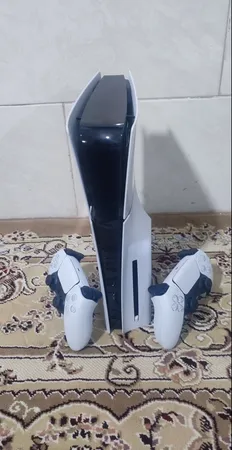 کنسول بازی سونی مدل PlayStation 5 Slim ظرفیت یک ترابایت ریجن 2016A اروپا به همراه دسته اضافی و پایه شارژر