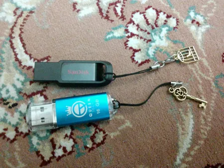 فلش مموری کوئین تک مدل QUICK ظرفیت 16 گیگا بایت