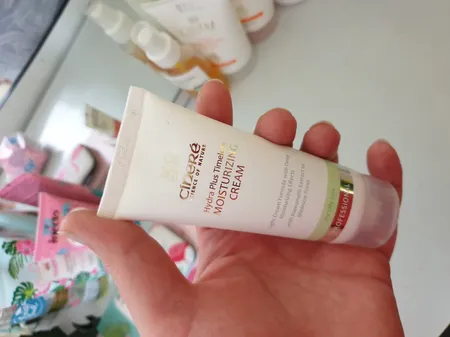 كرم مرطوب كننده مناسب پوستهای چرب سینره حجم 65 میلی‌لیتر