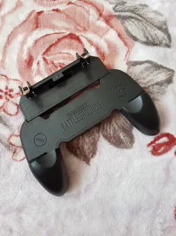 دسته بازی pubg مدل w10 مناسب برای گوشی موبایل