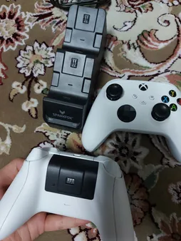 پایه شارژر اسپارک فاکس مدل W20X504 مناسب برای دسته بازی Xbox Series X / S