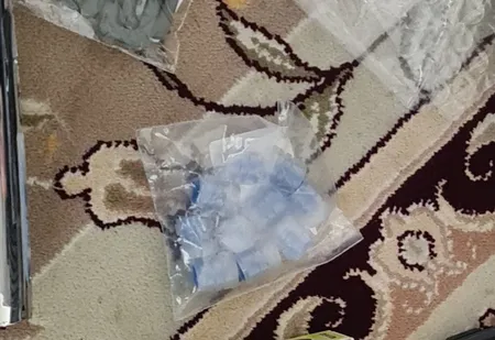 چراغ سر والف لاستیک مدل بدون باتری BE1101-3 بسته 10 عددی