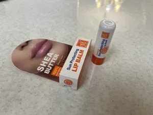 تجریه خرید بالم لب مای مدل ضد آفتاب