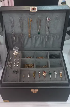 جعبه جواهرات مدل رامش کد 02