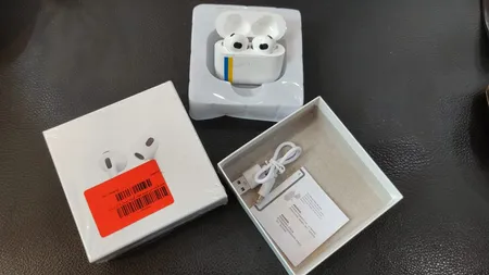 هندزفری بی سیم مدل ایرپاد نسل 3