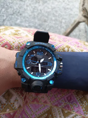 ساعت مچی عقربه ای بچگانه مدل اسپرت دو زمانه