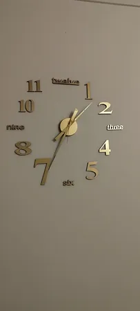 ساعت دیواری اِلِنسی مدل Number