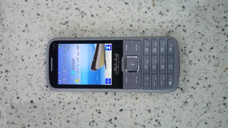 گوشی موبایل جی ال ایکس مدل C43 ظرفیت 32 مگابایت