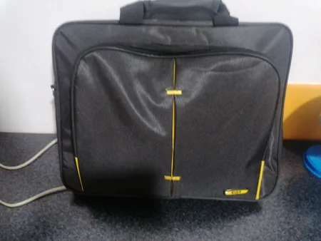 کیف لپ تاپ مدل CT-094 مناسب برای لپ تاپ 15.6 اینچی