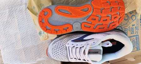 کفش رانینگ بروکس مدل Adrenaline GTS24