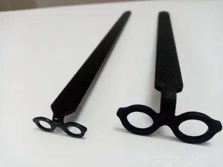 نشانگر کتاب مدل عینک