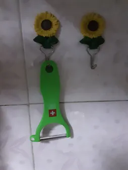 پوست کن کیساگ مدل Crossbow