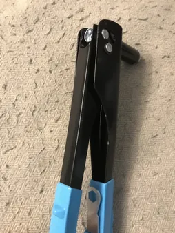 انبر پرچ مدل T-06