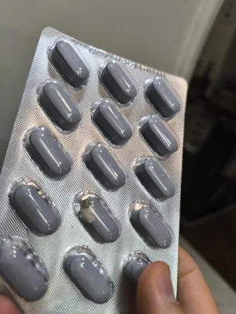 قرص استئوپلاس یوروویتال بسته 45 عددی