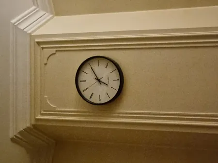 ساعت دیواری سال بردز مدل CW-235W