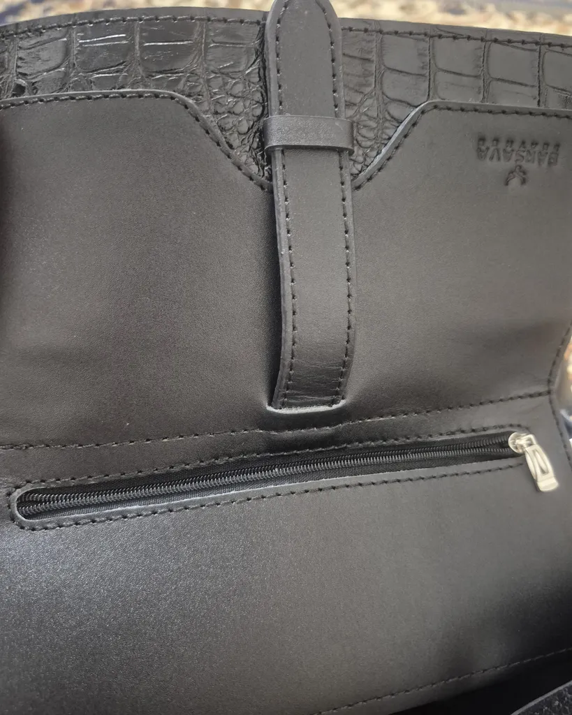 کیف پول زنانه چرم بارثاوا کد 1553