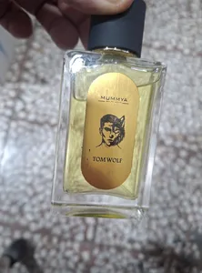 تجریه خرید ادو پرفیوم مردانه مومیا مدل تام ولف کهربا با رایحه تلخ و گرم حجم 50 میلی لیتر