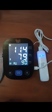 فشارسنج بازویی دیجیتال فوکسی مدل BLACK به همراه پاوربانک فوکسی