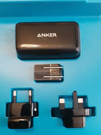 شارژر دیواری انکر مدل POWERPORT III 65W A2712