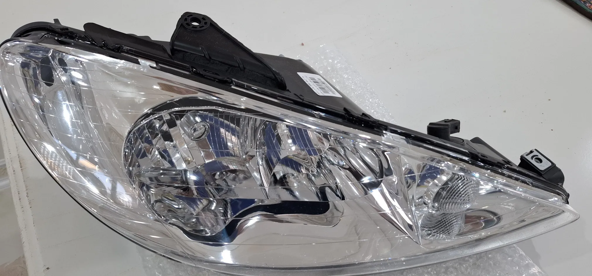 چراغ جلو مدرن مدل 206 مناسب برای پژو 206بسته 2عددی