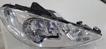 چراغ جلو مدرن مدل 206 مناسب برای پژو 206بسته 2عددی