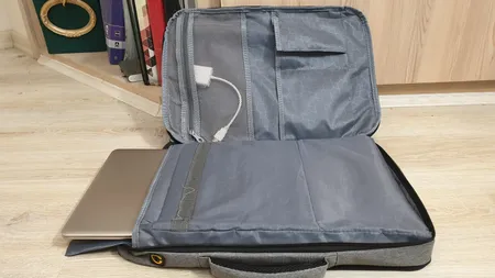 کوله پشتی لپ تاپ برساد مدل Bb 104 plus مناسب برای لپ تاپ 15 تا 17 اینچی