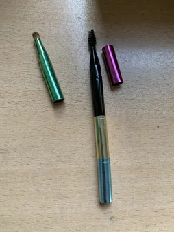 برس آرایشی مدل 4