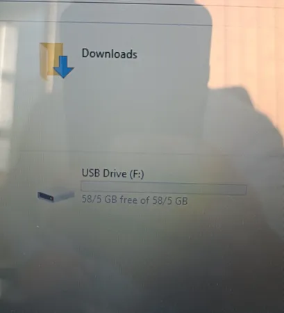 فلش مموری سیویت مدل SKY ظرفیت 64 گیگابایت