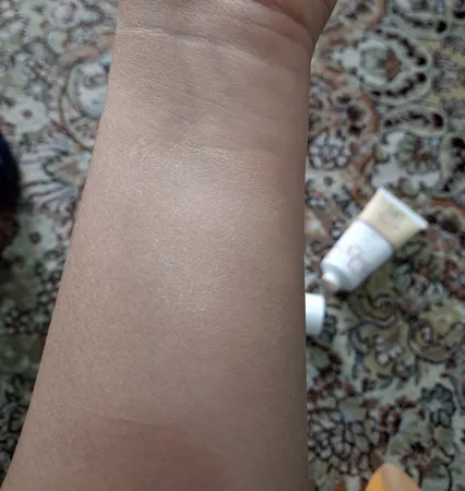 کرم پودر تیوبی مای شماره 202